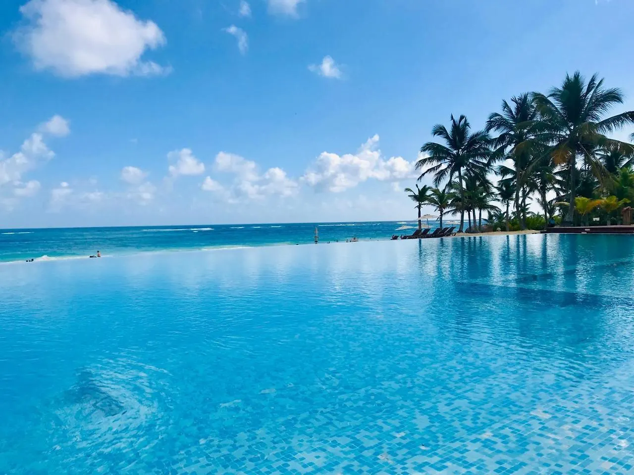 Coral House Suites Punta Cana 4*,